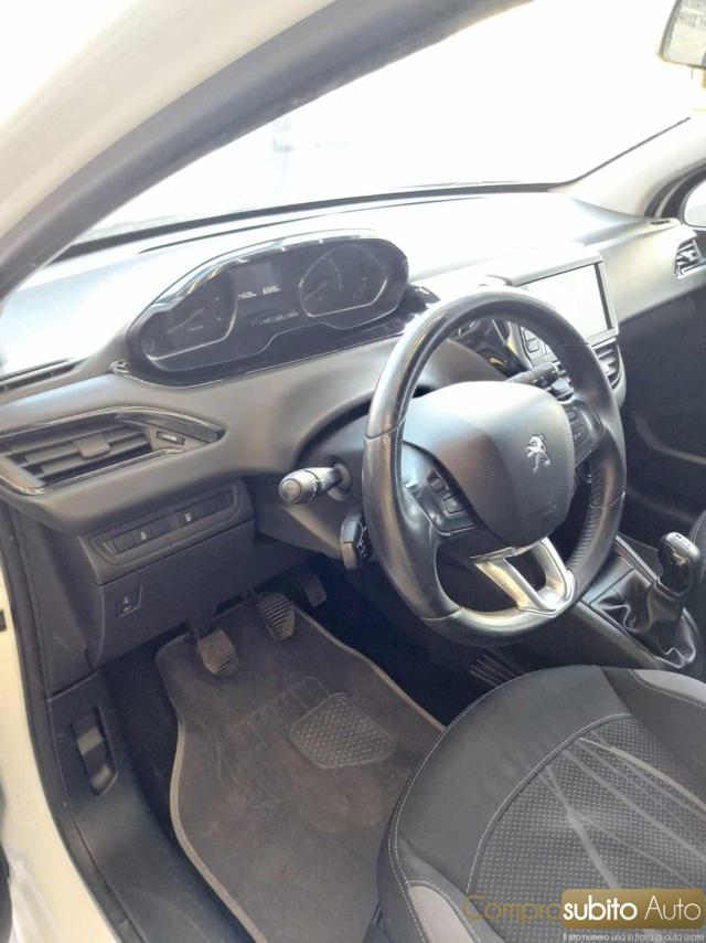 PEUGEOT 208 usata 33