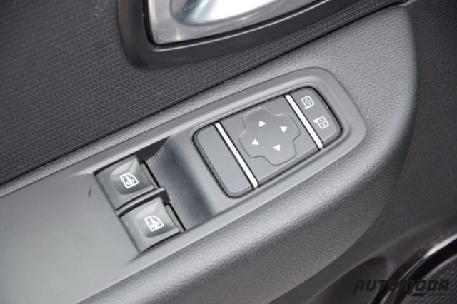 RENAULT Clio usata 14