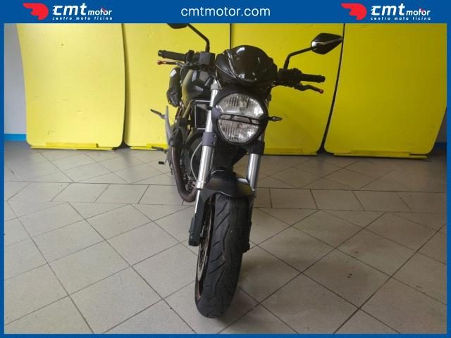 DUCATI Monster 696 usata 1