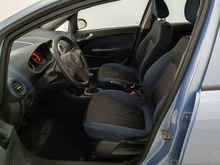 OPEL Corsa usata, con Isofix