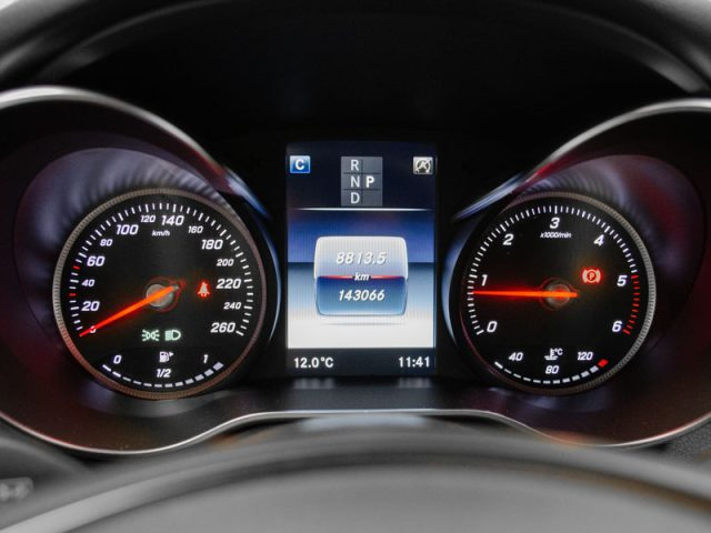 MERCEDES-BENZ C 220 usata, con Climatizzatore
