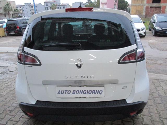 RENAULT Scenic usata, con Boardcomputer