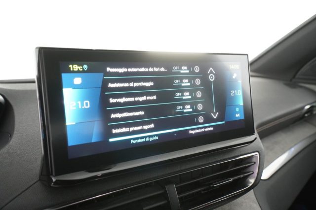PEUGEOT 3008 usata 16