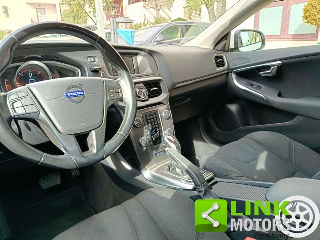 VOLVO V40 usata 59