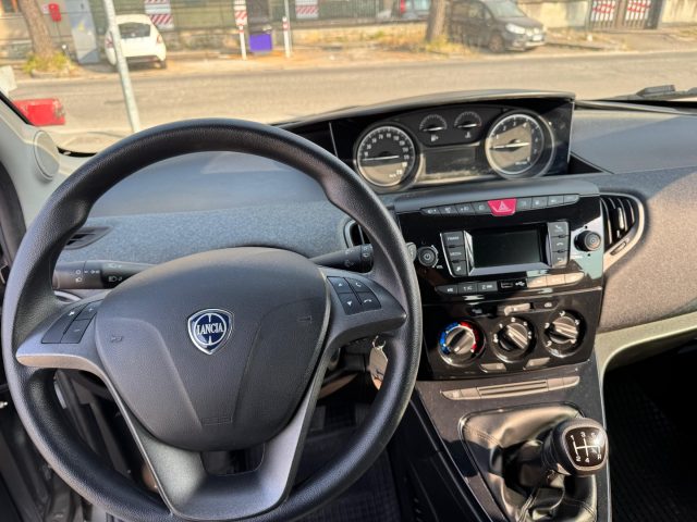 LANCIA Ypsilon usata, con ESP