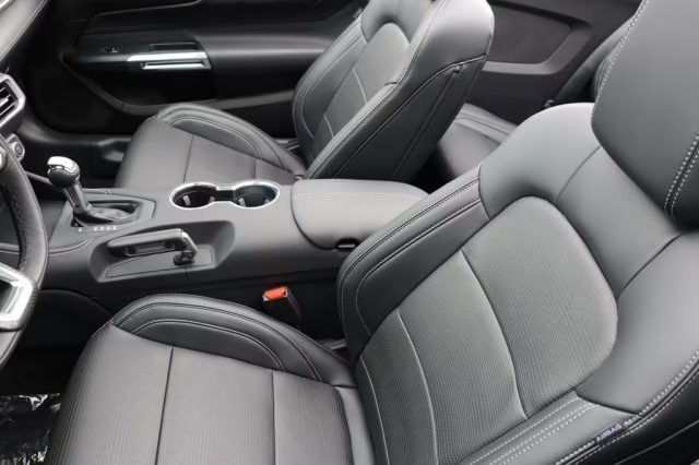 FORD Mustang usata, con Cerchi in lega