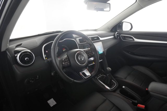 MG ZS usata 7