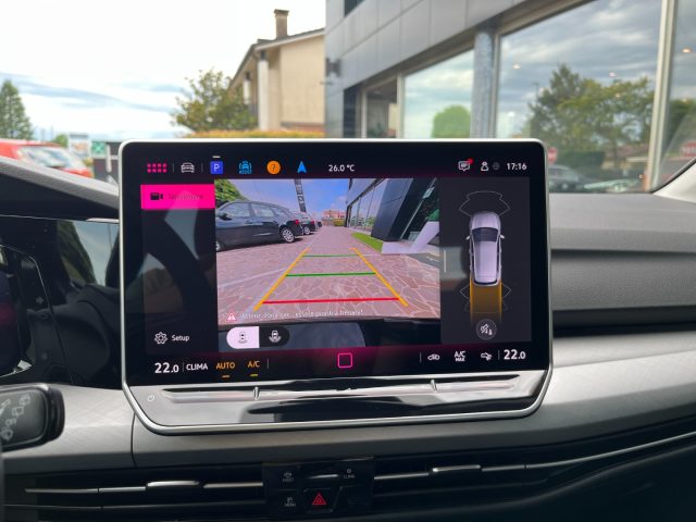 VOLKSWAGEN Golf usata, con Controllo automatico clima