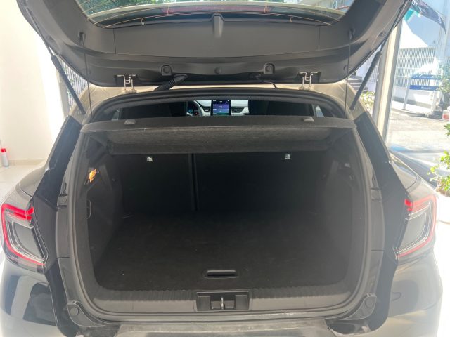 RENAULT Captur usata, con Bracciolo