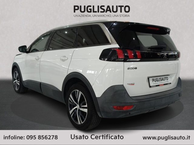 PEUGEOT 5008 usata, con Cerchi in lega