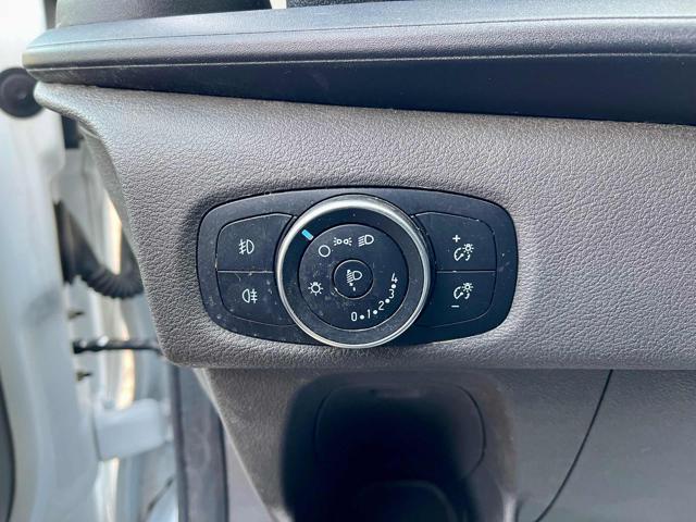FORD Transit Custom usata, con MP3