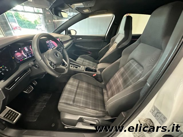 VOLKSWAGEN Golf usata, con Autoradio