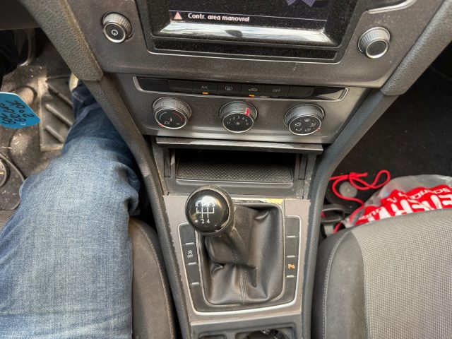 VOLKSWAGEN Golf usata, con ESP