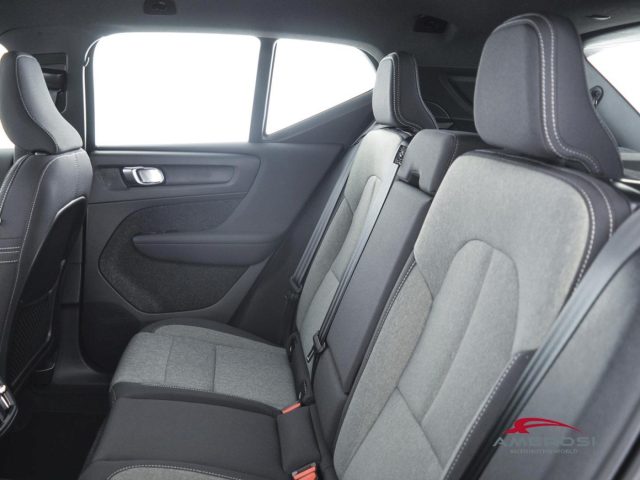 VOLVO XC40 usata 9