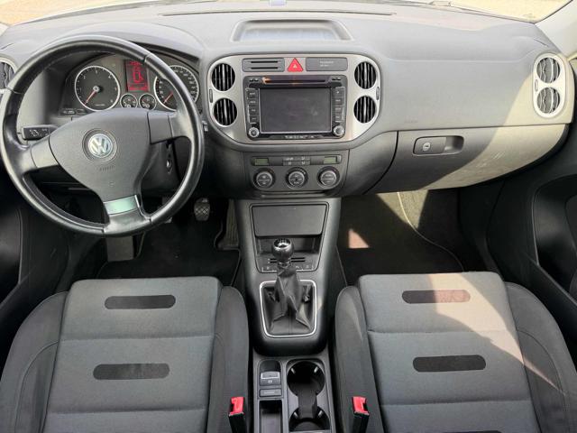 VOLKSWAGEN Tiguan usata, con Boardcomputer