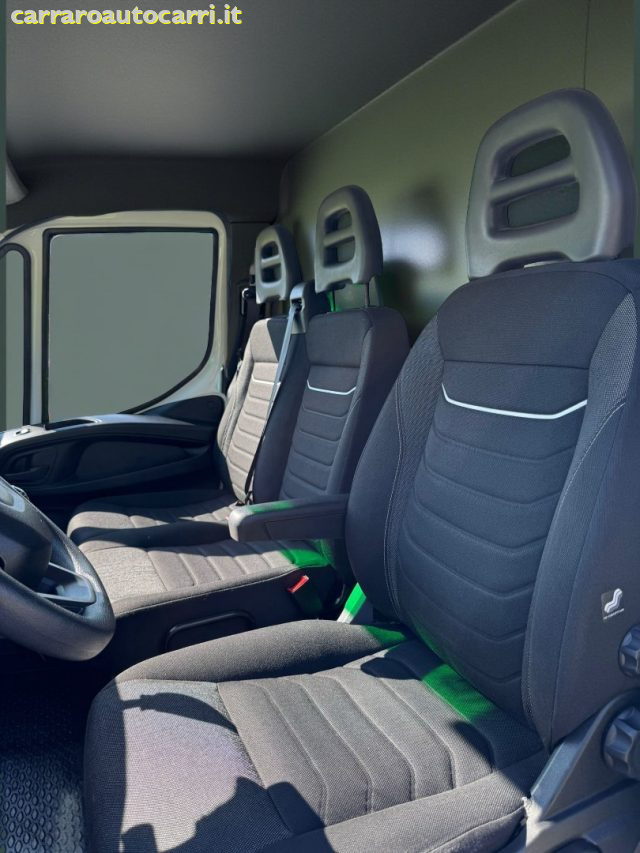 IVECO Daily usata, con Marmitta catalitica