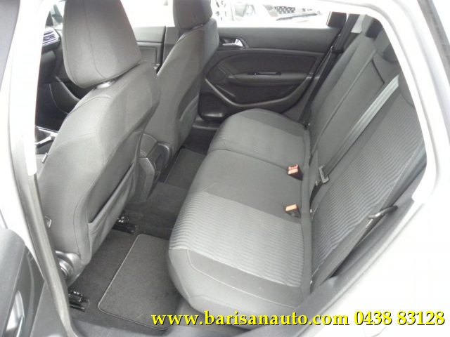 PEUGEOT 308 usata, con Autoradio
