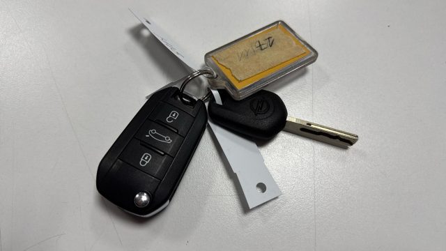 OPEL Corsa usata, con Cruise Control