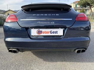 PORSCHE Panamera usata, con Sensore di luce