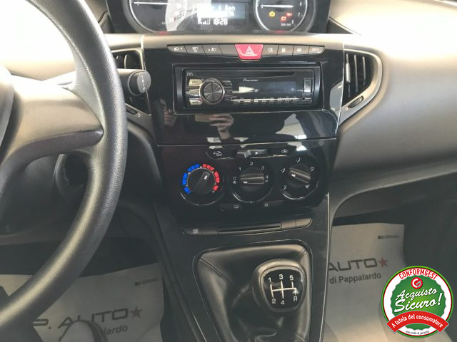 LANCIA Ypsilon usata, con Airbag testa