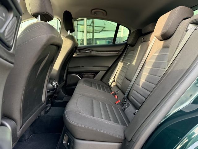 ALFA ROMEO Stelvio usata, con Controllo automatico clima