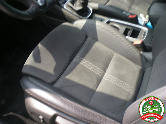 OPEL Astra usata, con Regolazione elettrica sedili