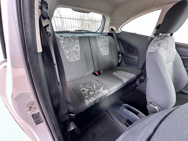 FORD Ka+ usata, con Pneumatici estivi