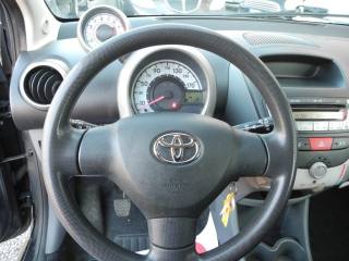 TOYOTA Aygo usata, con Alzacristalli elettrici