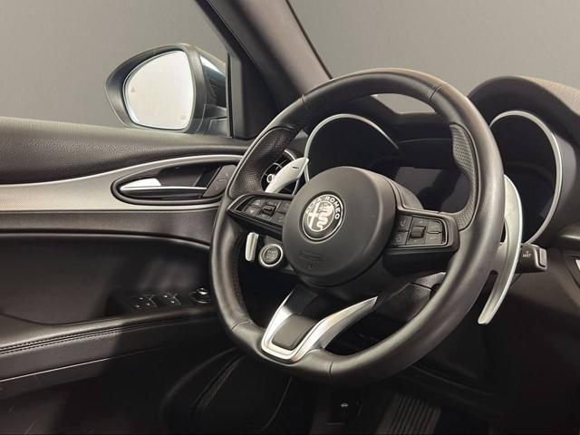 ALFA ROMEO Stelvio usata, con Sedile posteriore sdoppiato
