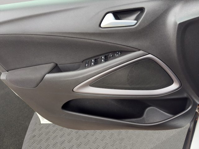 OPEL Crossland usata, con Bluetooth