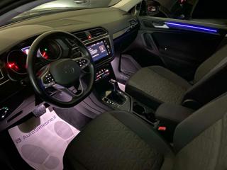 VOLKSWAGEN Tiguan usata, con Park Distance Control