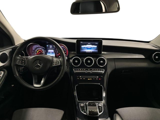 MERCEDES-BENZ C 220 usata, con Climatizzatore