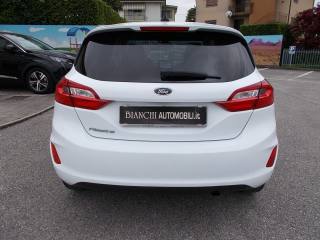 FORD Fiesta usata, con Autoradio