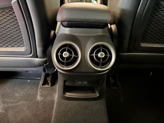 ALFA ROMEO Stelvio usata, con Autoradio digitale