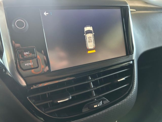 PEUGEOT 2008 usata, con Fari Xenon