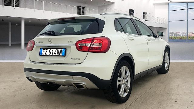 MERCEDES-BENZ GLA 200 usata, con Volante in pelle