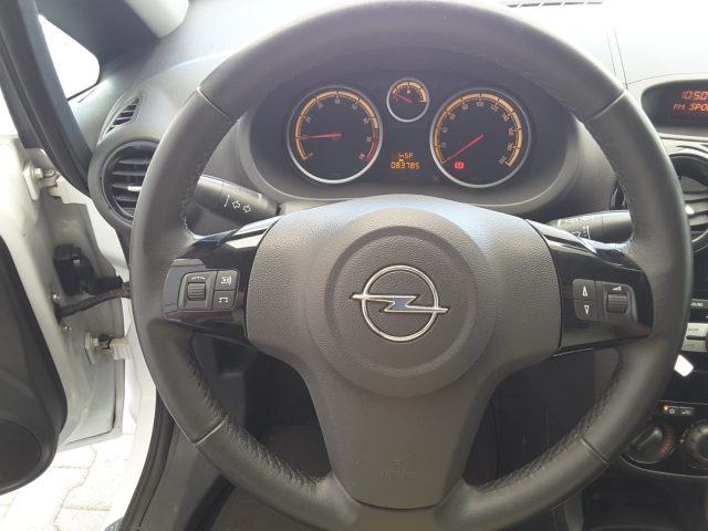 OPEL Corsa usata, con Boardcomputer