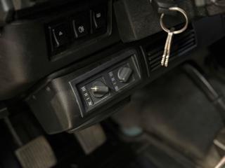 LAND ROVER Defender usata 19