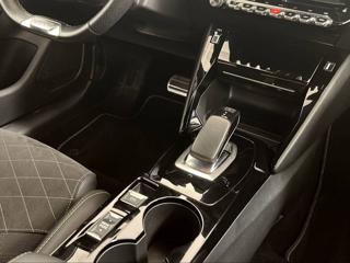 PEUGEOT 208 usata, con USB