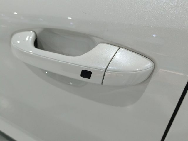 KIA Niro usata, con Telecamera per parcheggio assistito