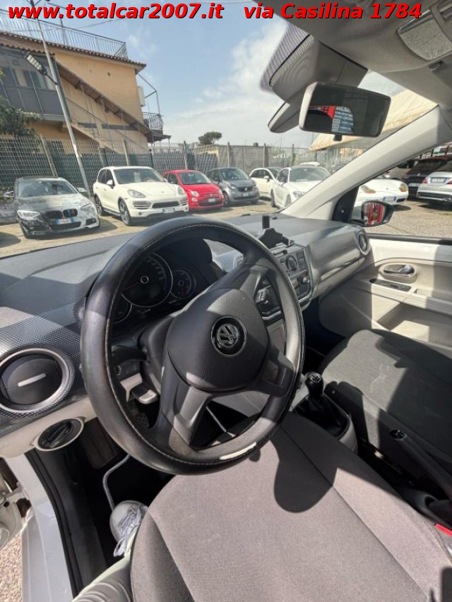 VOLKSWAGEN up! usata 20