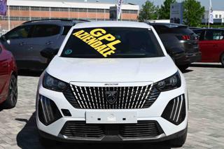 PEUGEOT 2008 usata, con Airbag