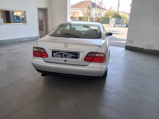 MERCEDES-BENZ CLK 200 usata, con Chiusura centralizzata