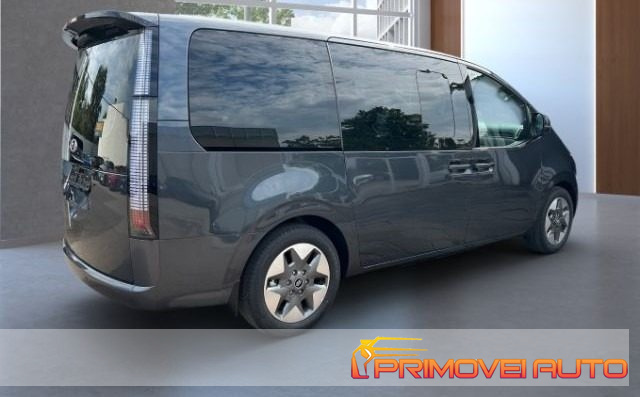 HYUNDAI Staria usata, con Climatizzatore