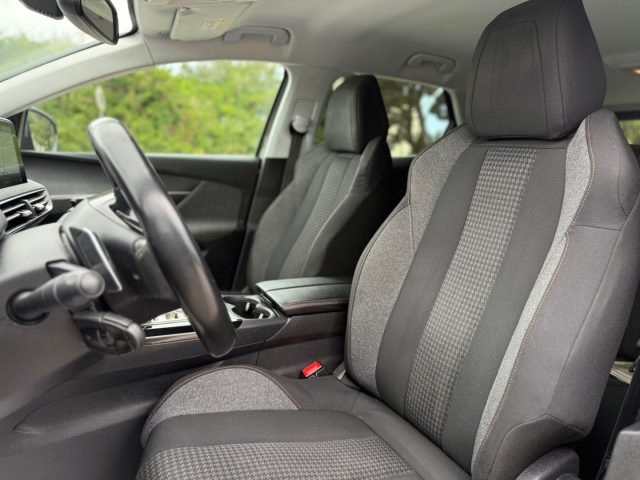 PEUGEOT 3008 usata, con Vetri oscurati