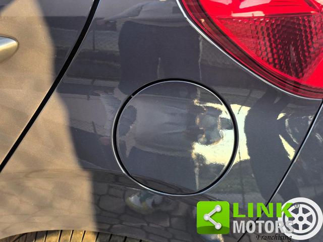 HYUNDAI i10 usata, con USB