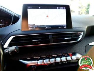 PEUGEOT 3008 usata, con Vetri oscurati