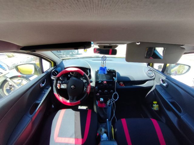 RENAULT Clio usata, con Controllo trazione