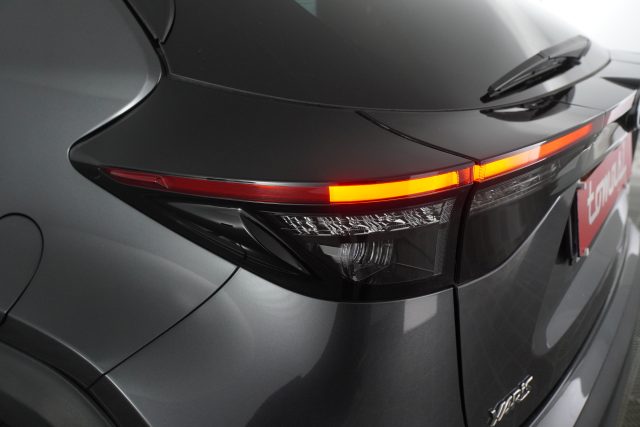 TOYOTA Yaris Cross usata 8