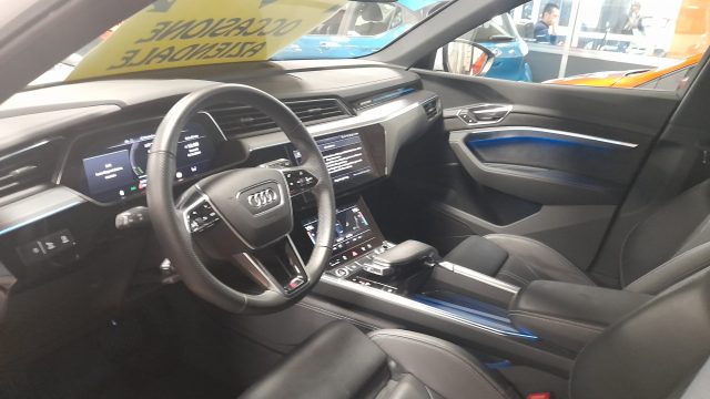 AUDI e-tron usata, con Bluetooth